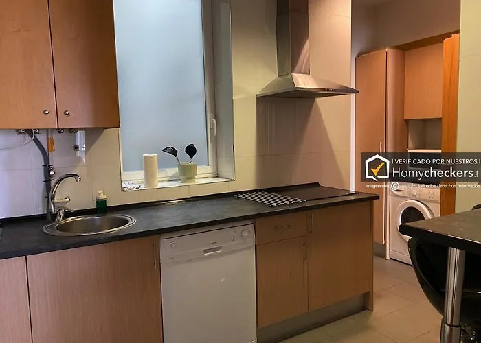 Homyat Prior Orus 아파트 *